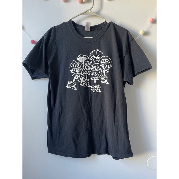 Alice in Wonderland Flowers Black Graphic Tee - Picture 1 of 4